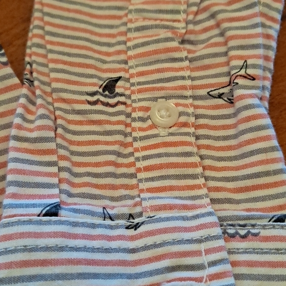 Children's Place button-down boys shirt - Picture 4 of 4